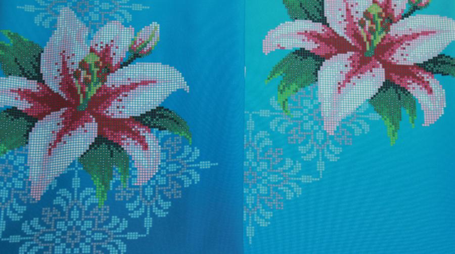 Заготовка для платья под вышивку бисером Лилии в орнаменте, П15-ГКГ синий. Каталог товарів. Вишивання/Шиття. Одяг для вишивання