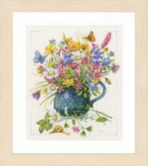PN-0164074 Набір для вишивки хрестом LanArte Flowers in vase "Квіти у вазі"