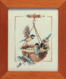 PN-0007976 (34540) Набір для вишивки хрестом LanArte Feeding Dish with Birds "Птахи біля годівниці"
