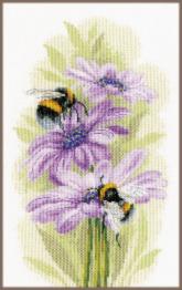 PN-0191874 Набір для вишивки хрестом LanArte Dancing bees "Танцюючі бджоли"