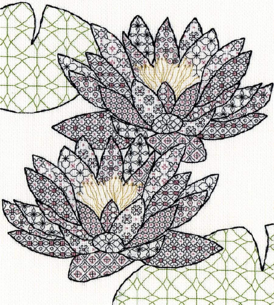 XBW3 Набор для вышивания крестом Blackwork Water Lily "Водяная лилия" Bothy Threads. Каталог товарів. Набори