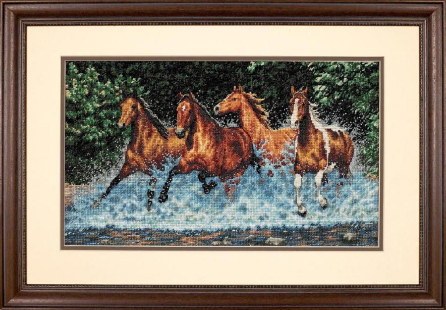 35214 Набор для вышивания крестом DIMENSIONS Galloping Horses "Бегущие кони". Каталог товарів. Набори